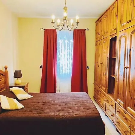 Cute 2bed In Qawra St. Paul's Bay